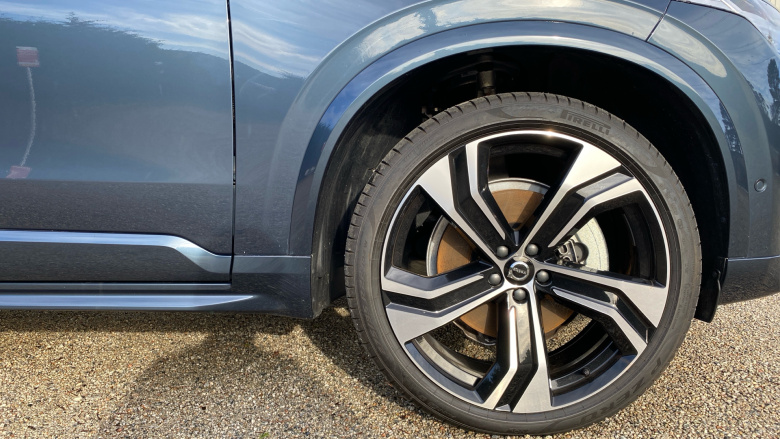 Volvo XC90 2.0 B5P [250] Ultra Dark 5dr AWD Geartronic Petrol Estate